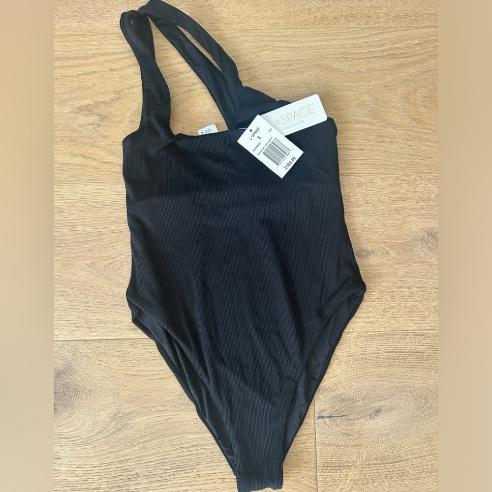 L*Space Phoebe One Piece Classic Size S NWT